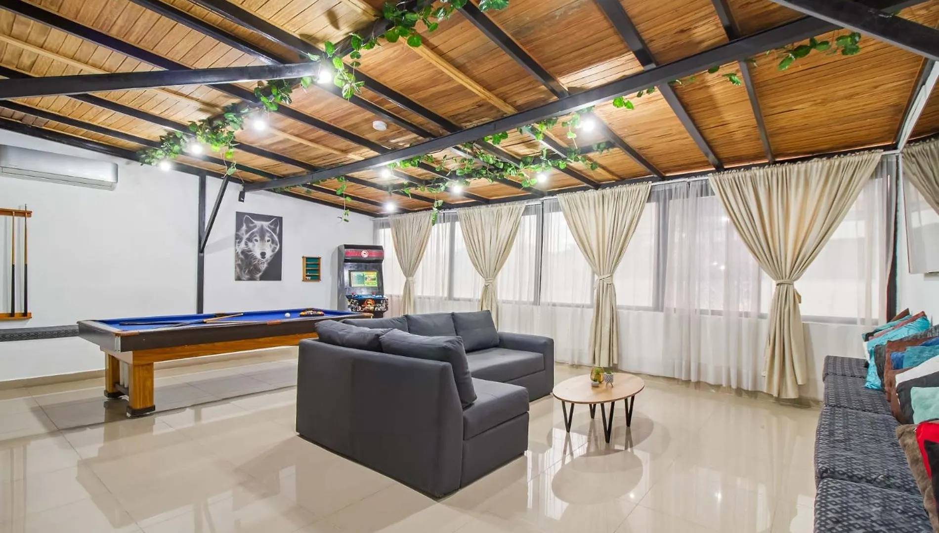 Appartamento 6 Bedroom Penthouse With Pool Table- 1 Block From Lleras Park P4 Medellín