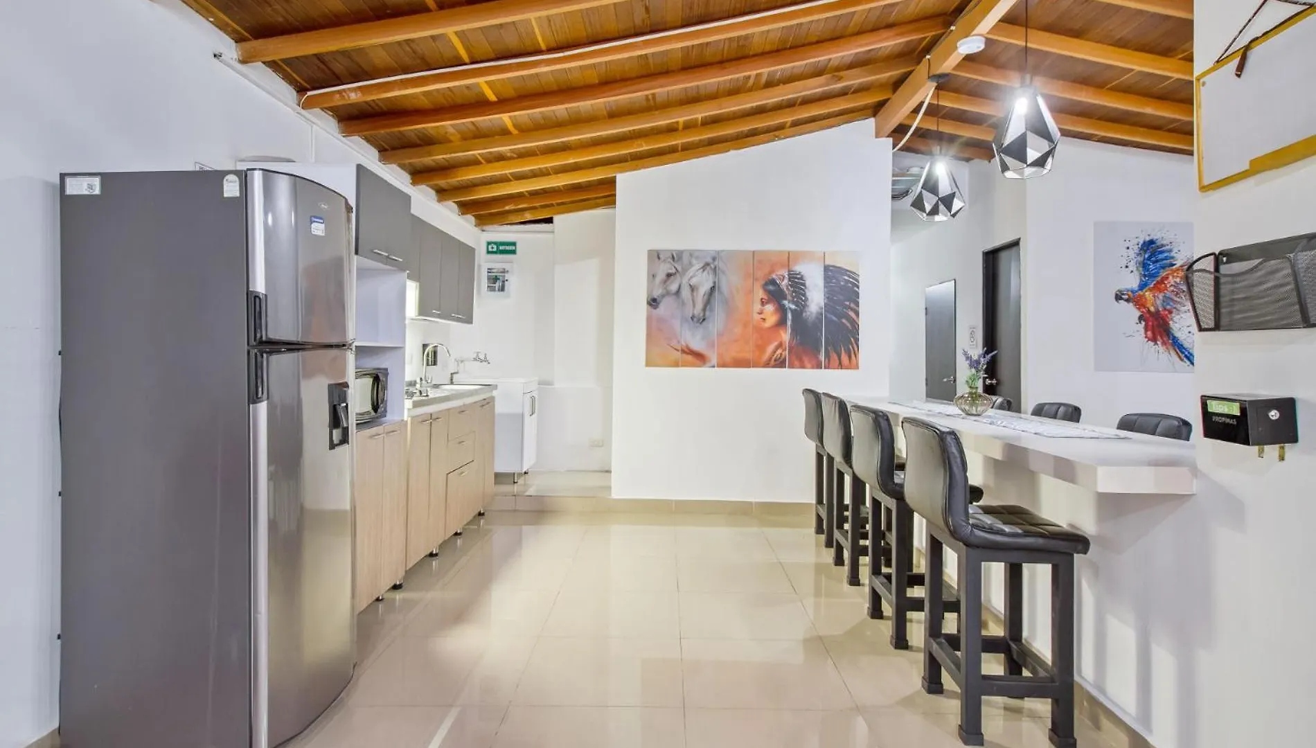 6 Bedroom Penthouse With Pool Table- 1 Block From Lleras Park P4 ميديلين شقة